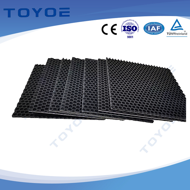 TOYOE PP-Wabenkarton – leichtes Verpackungsmaterial für Autoteile (3–20 mm)