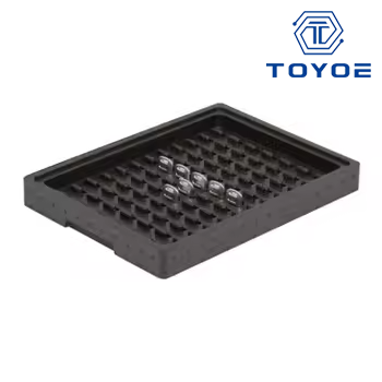 Für die Verpackung werden hochwertige EPP-Expelzformen für Polypropylen geschnitten